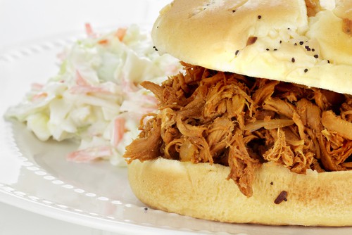 Slow Cooker Pulled Chicken Sandwich with slaw Recipe
